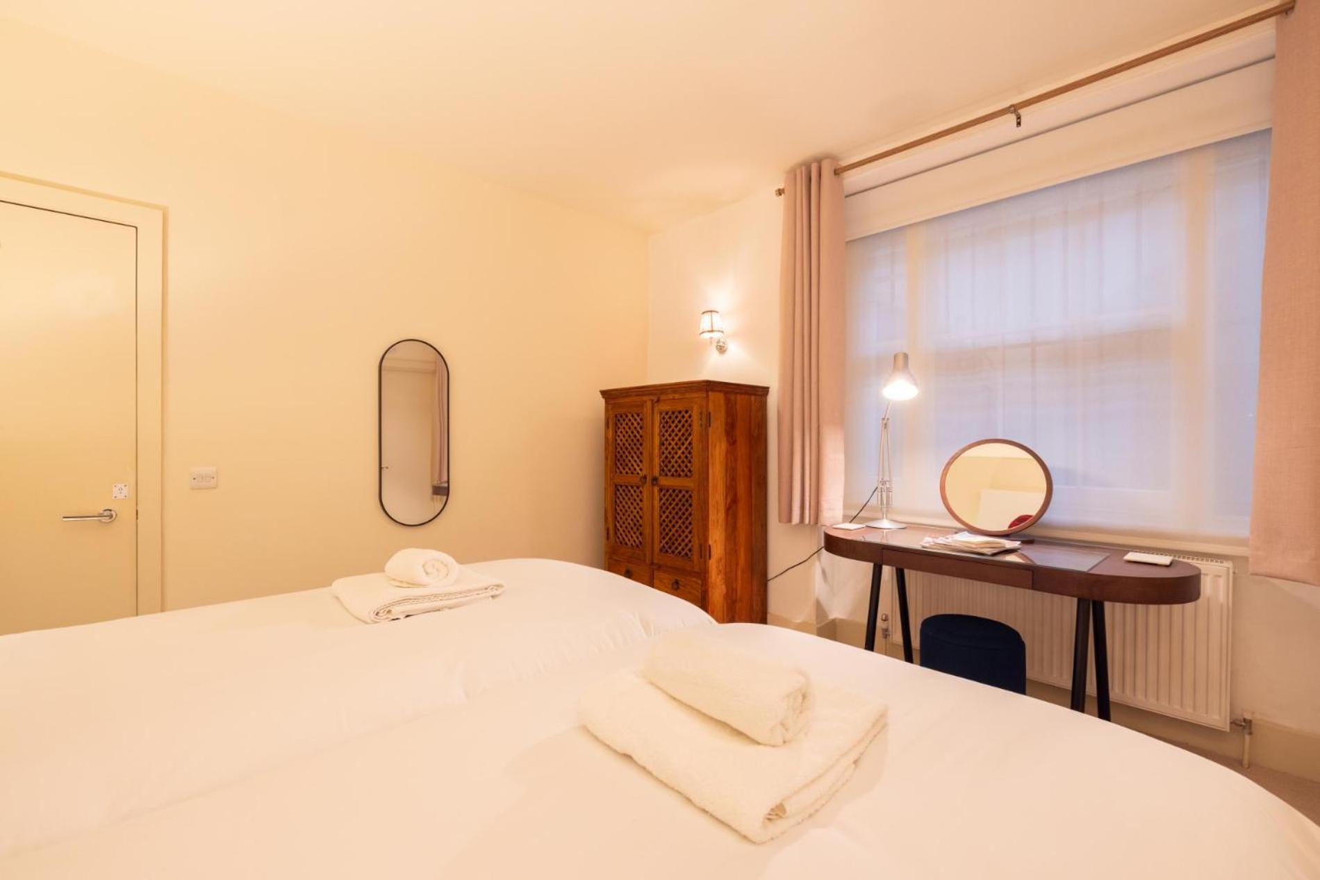 Hues, 2 Bedroom Apartamento